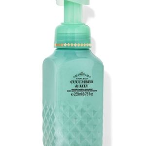 Cucumber & Lily Foaming Soaps